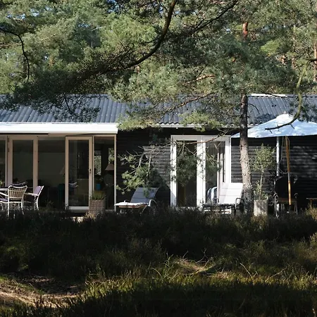 Сasa de vacaciones House With Clear View Of The Forest Near *